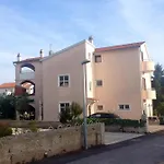 아파트 By The Sea Brodarica, - 15588 *