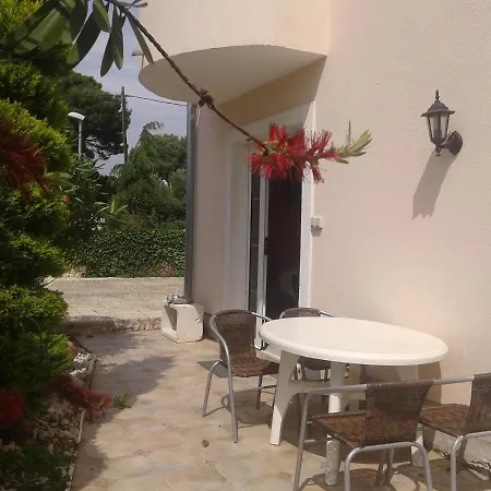 Apartman By The Sea Brodarica, - 15588 *